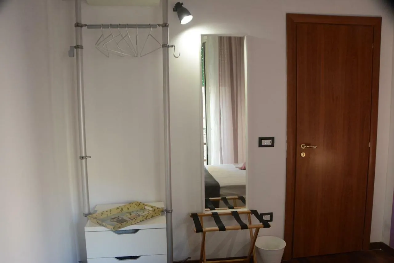 Vicaria - Guest House - Napoli Centrale Apartment