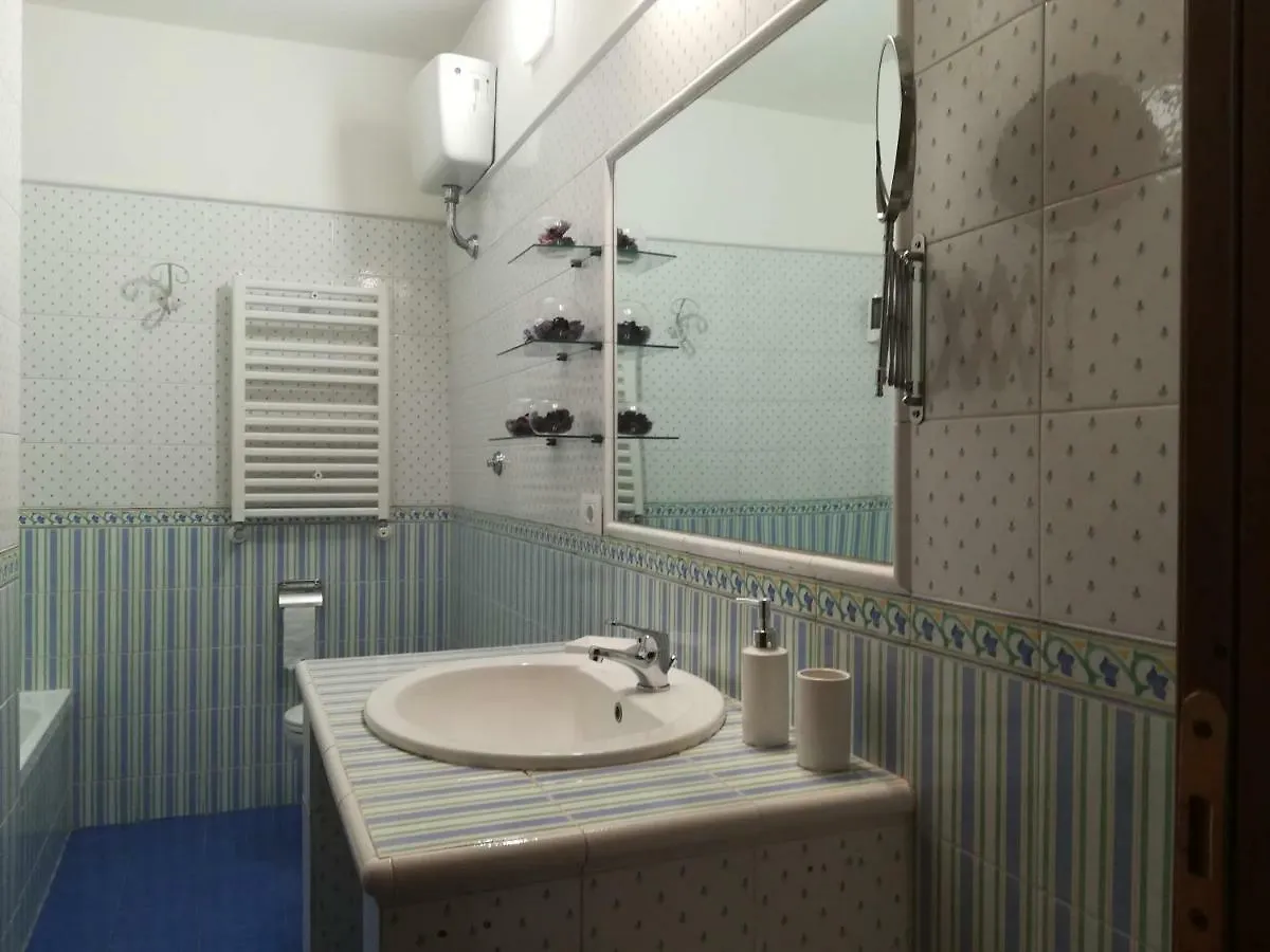 Apartment Vicaria - Guest House - Napoli Centrale Italy